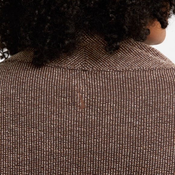 NWT Nike Women's Yoga Luxe Cover-Up - Picture 6 of 7